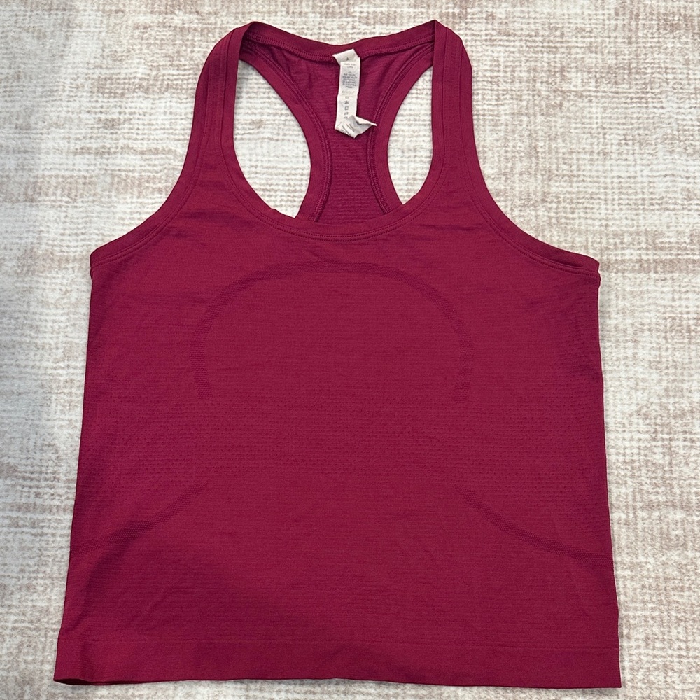 Lululemon Switly tank- Waist length